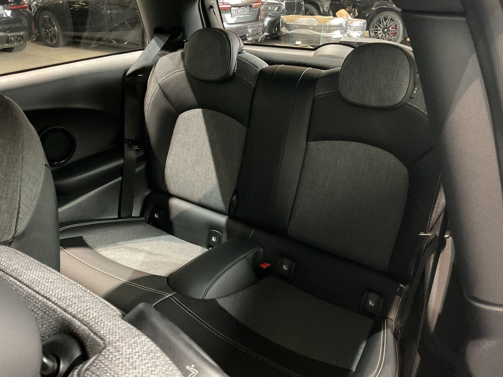 Fahrzeugabbildung MINI Cooper SE Trim M perfekter Cityflitzer