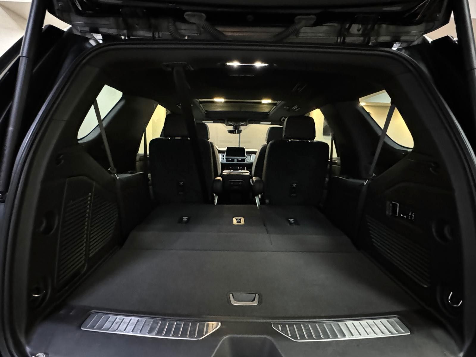 Fahrzeugabbildung Chevrolet TAHOE 6.2 ECOTEC HIGH COUNTRY 4x4-HUD-PANO