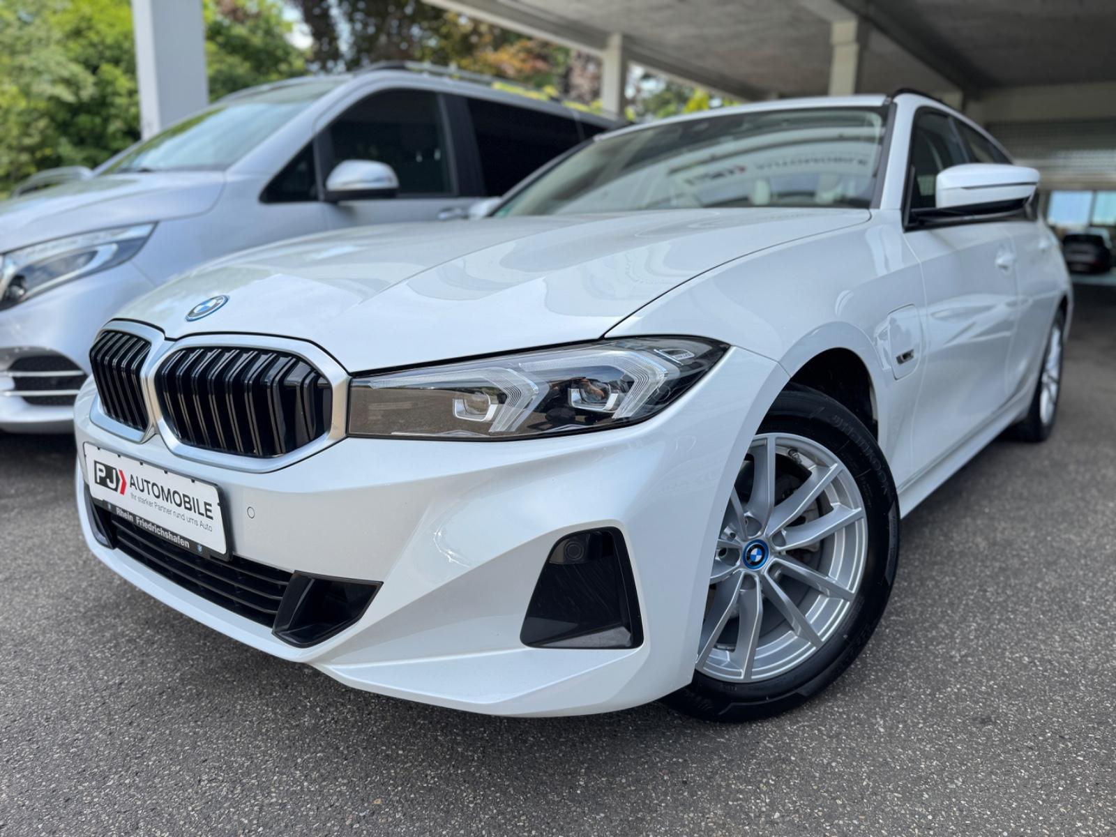 BMW 330 e Touring Navi LED Live Cockpit AHK 1.H