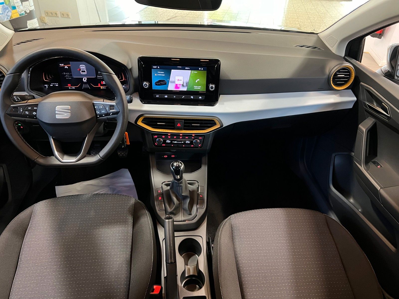 Fahrzeugabbildung SEAT Ibiza 1.0 TSI Style