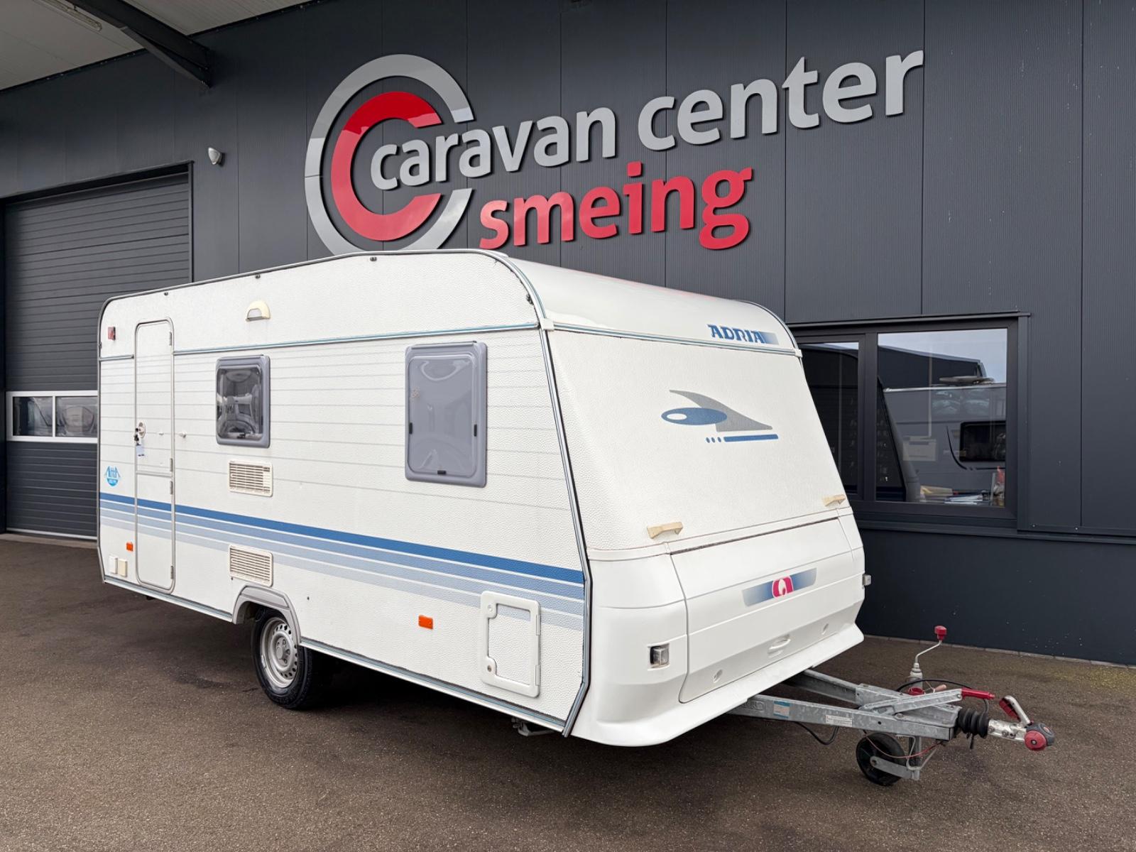 Adria 432PX mit Vorzelt