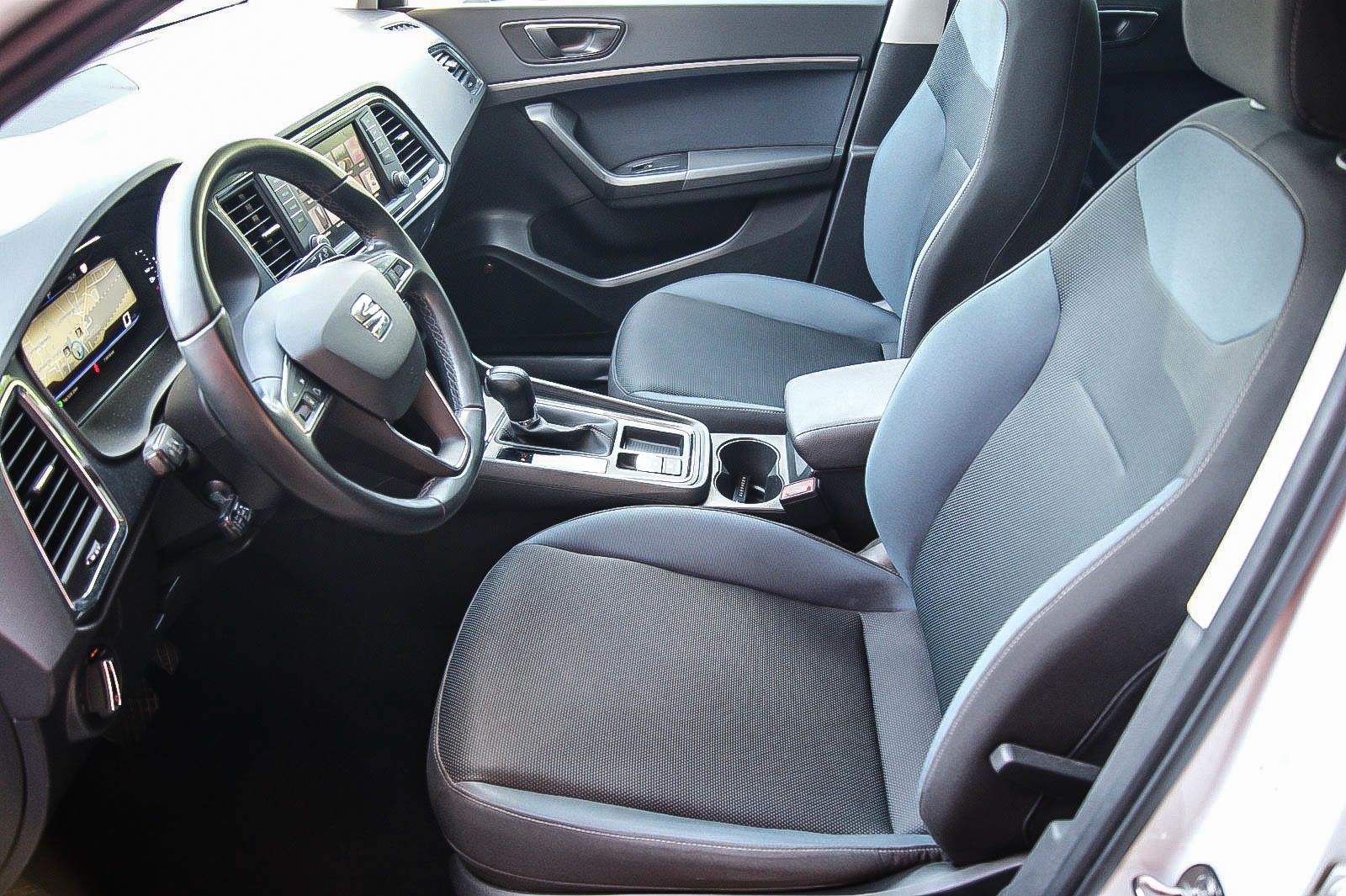 Fahrzeugabbildung SEAT Ateca 2.0 TDI DSG Style VIRTUAL BUSINESS ANHKZGV