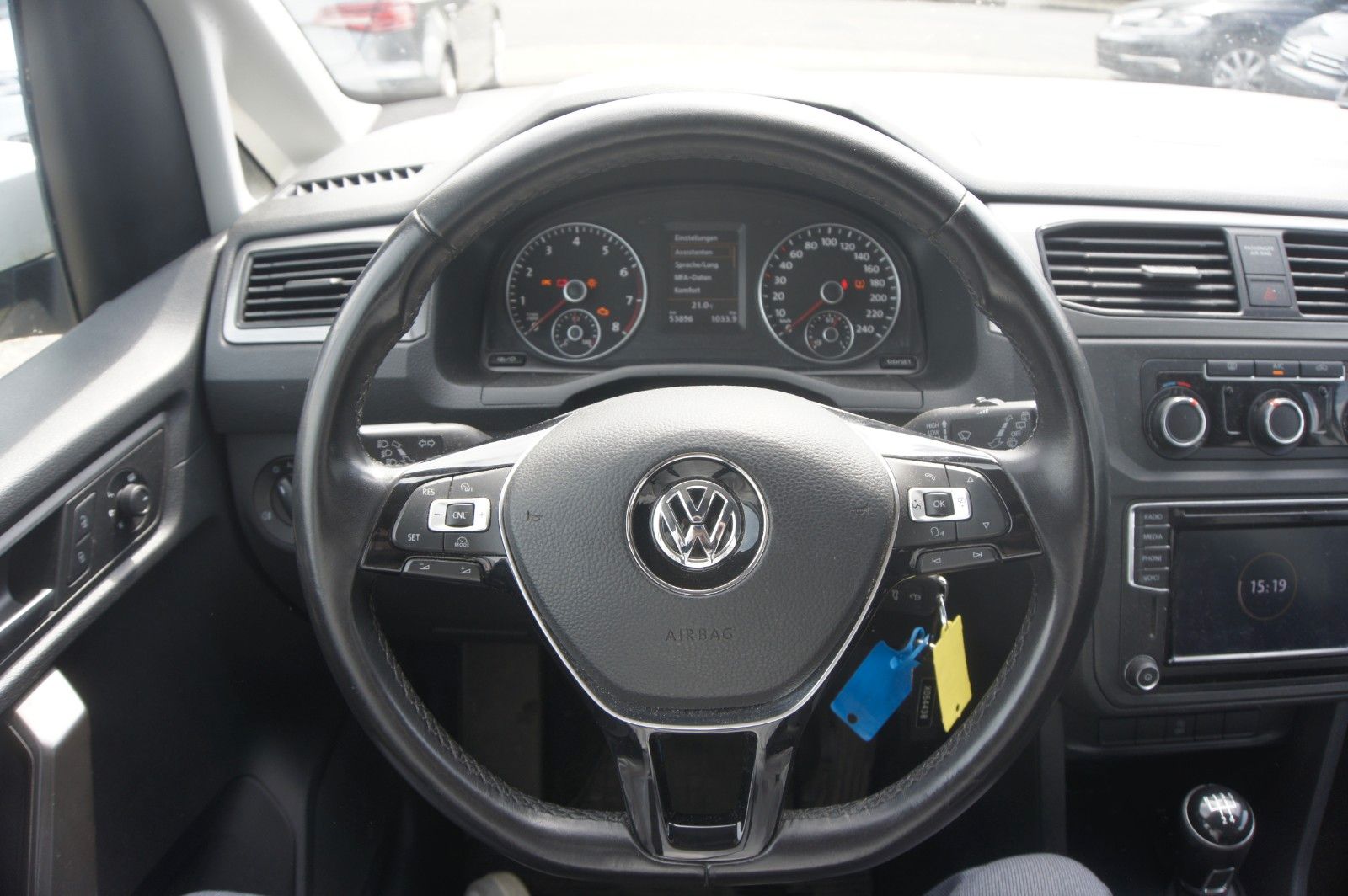 Fahrzeugabbildung Volkswagen Caddy PKW Trendline AHK KLIMA TEMPOMAT