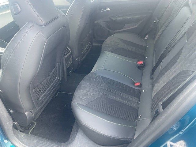 Fahrzeugabbildung Peugeot 408 GT 1.6 PlugIn Hybrid 225 AT+elektr. Heckklap