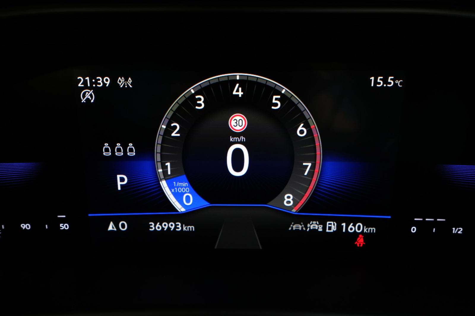 Volkswagen T-Roc 1.5 TSI R-Line NAV RFK ACC SHZ Massage AHK, миниатюра 8