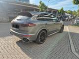 Porsche Cayenne GTS Approved Pano Bose - Porsche Gebrauchtwagen in Bochum