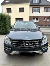 Mercedes-Benz ML 350 BlueTEC 4MATIC - 240000 km Unfallfrei - Mercedes-Benz ML 350 in Köln