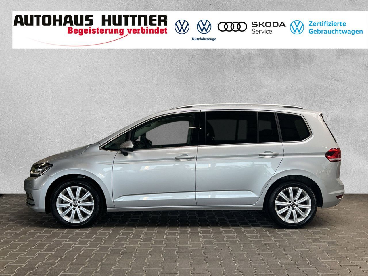 Volkswagen Touran Highline 1.5 TSI DSG AHK LED NAVI foto 2