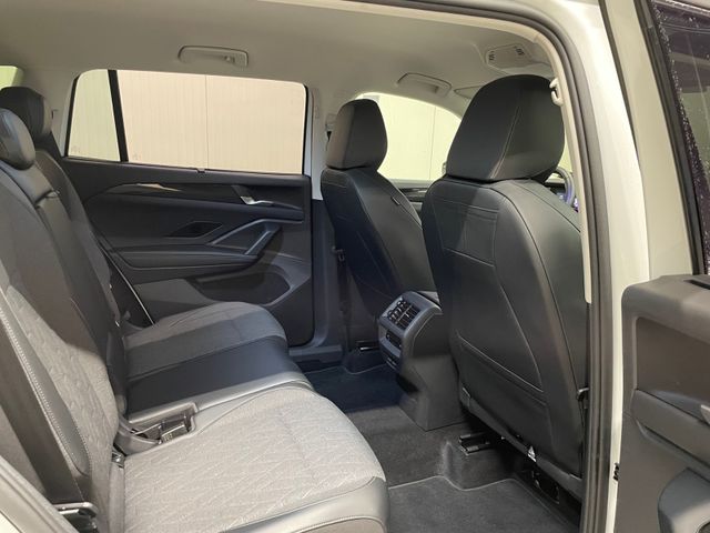 Tayron Life 2.0 TDI DSG STANDHZG AHK NAVI LED