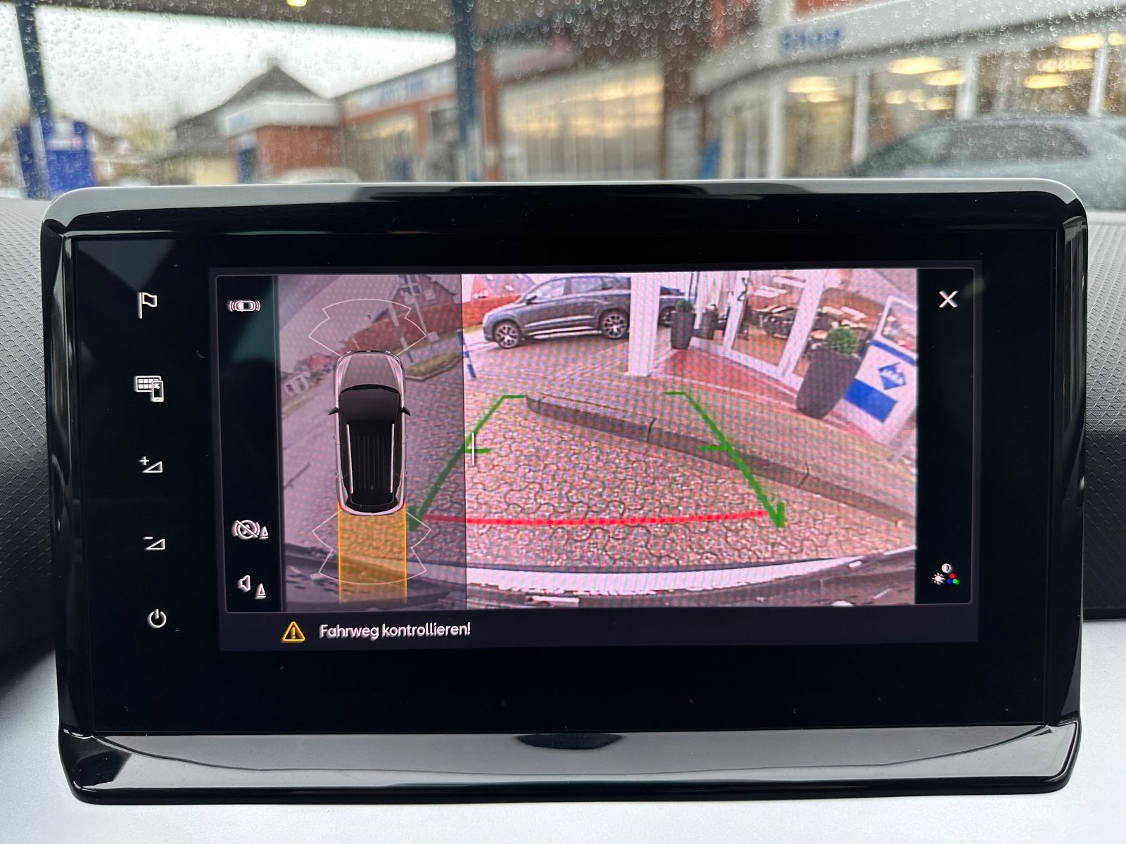 Fahrzeugabbildung SEAT Arona FR 1.5 TSI DSG Navi/LED/ACC/Dinamica