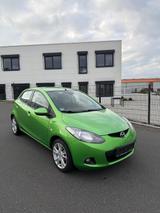 Mazda 2| 1.5 Benziner | 8 fach | SHZ | Klima | Tüv Neu - Mazda 2: Grün
