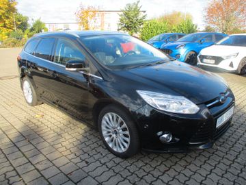 Ford Focus Turnier Titanium Leder + PDC + Winterpaket