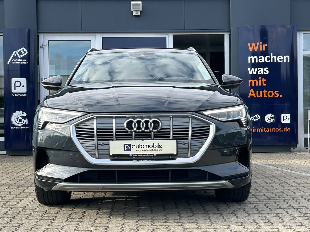 Image of Audi e-tron