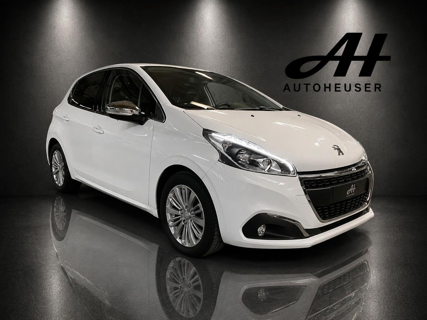 Peugeot 208 Allure NAVI LED TEMPOMAT CARPLAY PDC KAMERA
