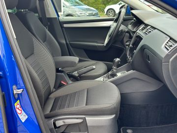 Skoda Octavia - 12