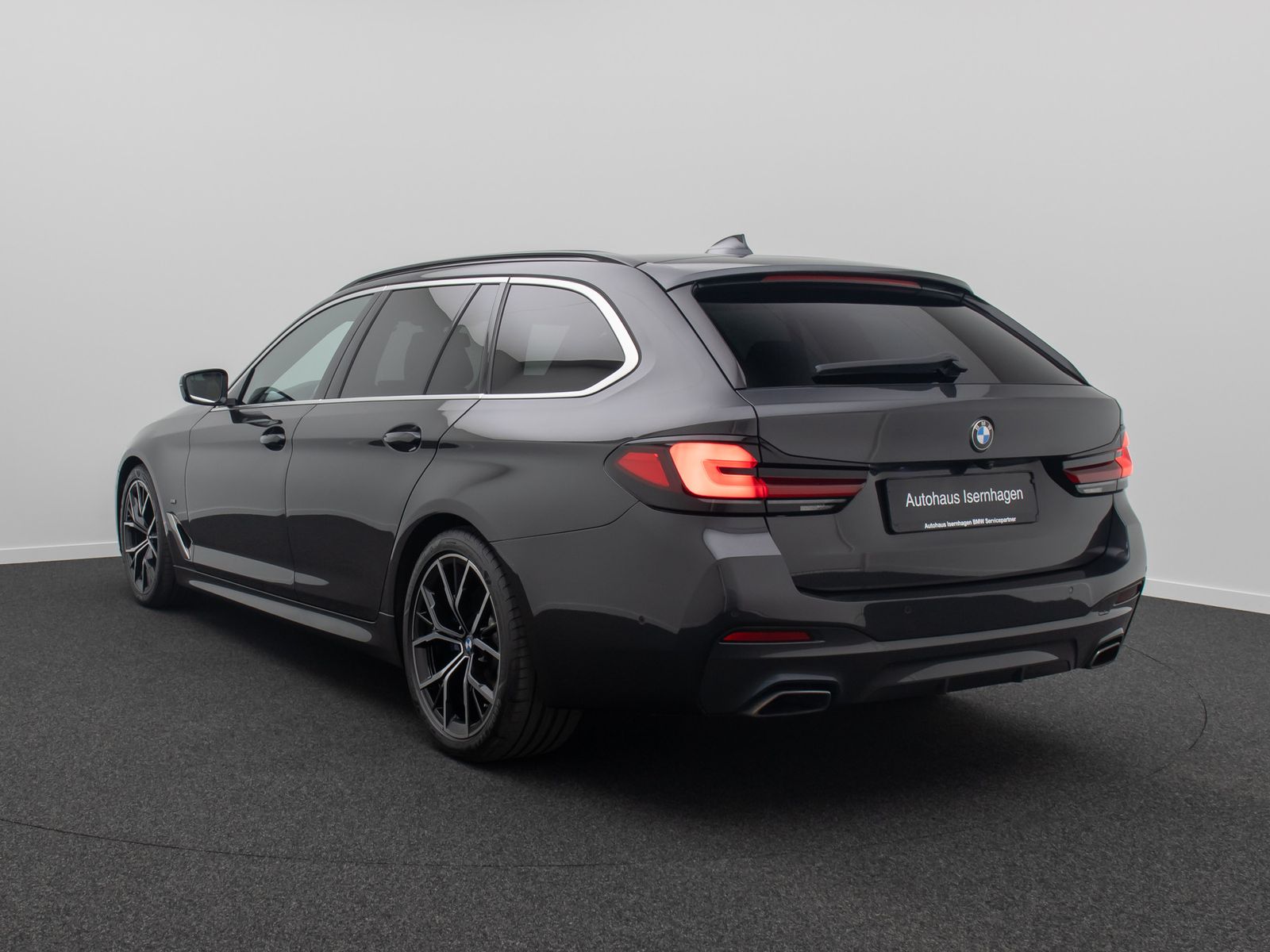 Fahrzeugabbildung BMW 530d M Sport Kamera DAB Laser Komfort H/K HUD 19