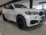 BMW X6 M50 23 Zoll Allrad Sportpaket HUD AHK-klappba - BMW X6 M50 aus 2015