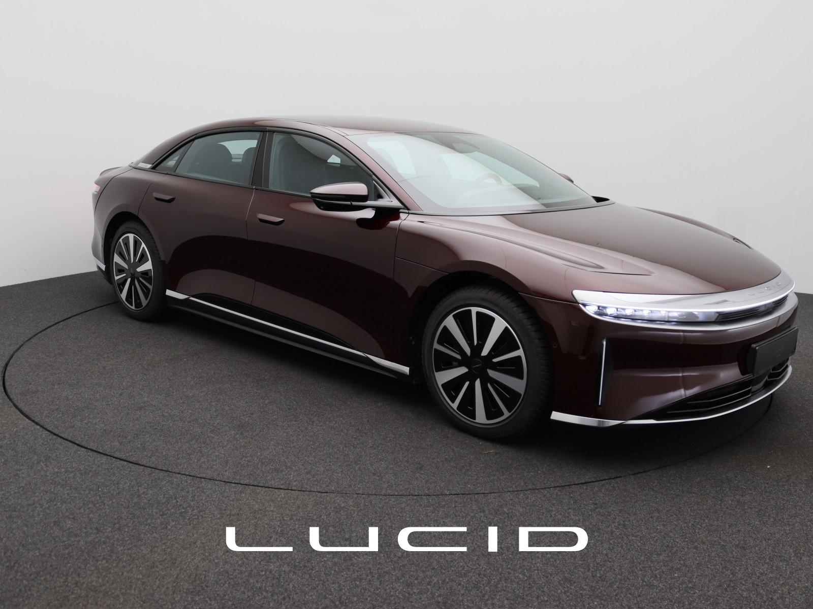 Lucid Air Pure AWD