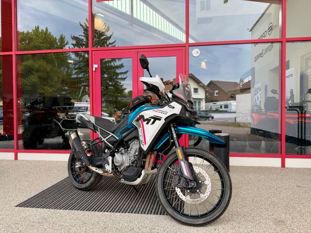 CFMOTO 450MT