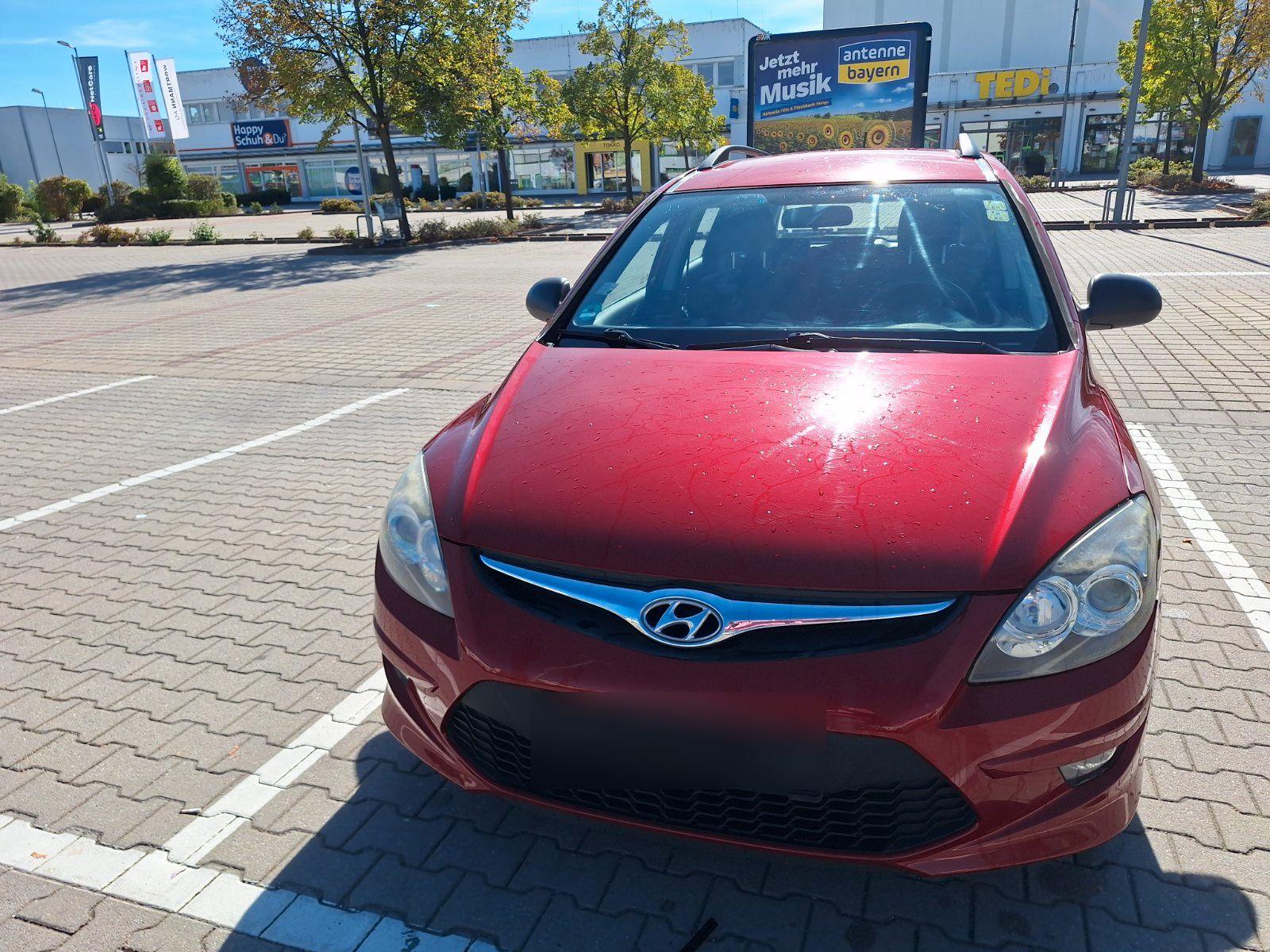 Hyundai i30 2012 — engine 90 HP (66kW)