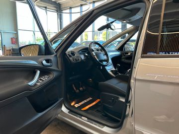 MYAUTOCENTER – Gebraucht- und Jahreswagen mit Werkstattservice in Pfaffenhofen Ford S-Max *MEMORY*SitzHZ*2-ZONEN*StandHZ*