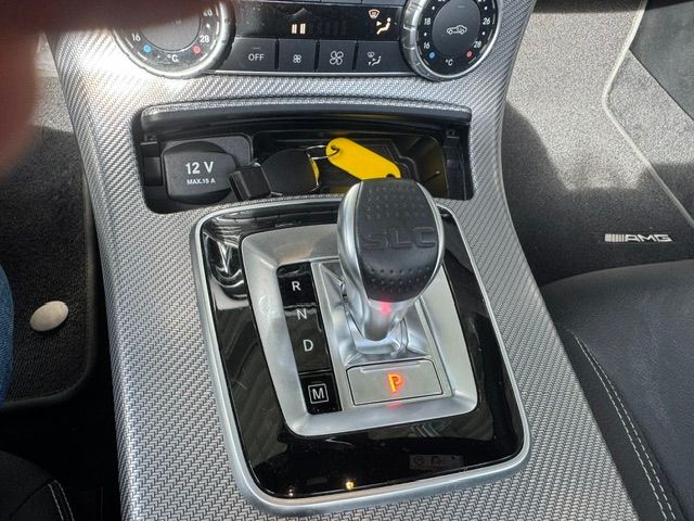 Fahrzeugabbildung Mercedes-Benz SLC 300 AMG Line AIRSCARF MEMORY LED