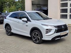 Fahrzeugabbildung Eclipse Cross Plus Select Black Hybrid 4WD