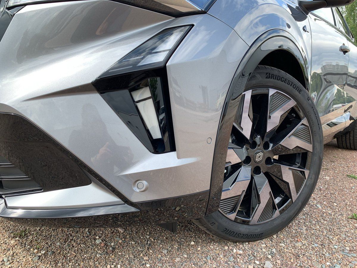 Renault Rafale - Bild 24