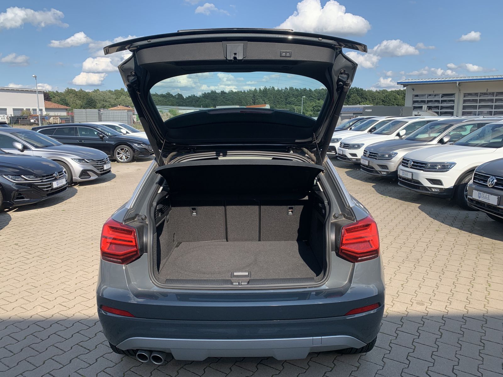 Fahrzeugabbildung Audi Q2 35 TFSI*Sport*Leder*LED*PDC*Klima*Navi*