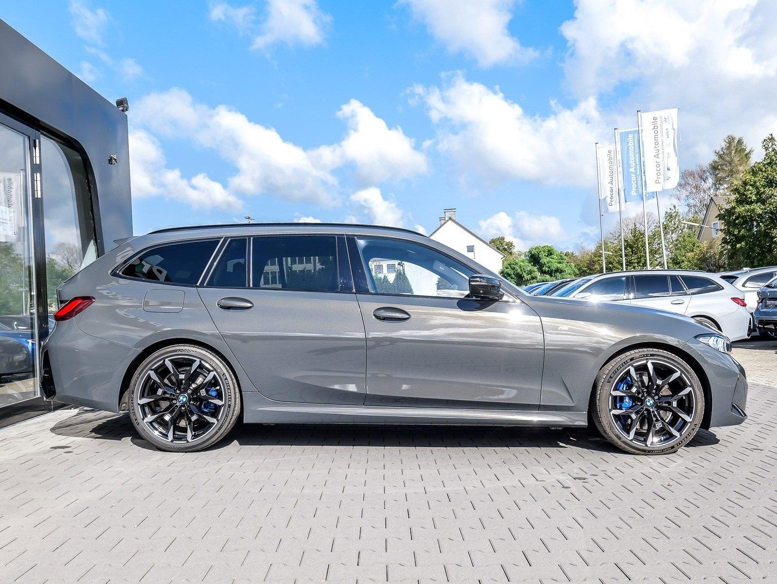 BMW M340i xDrive Touring M Sport HUD PANO 360°KAM