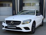 Mercedes-Benz C 180 CGI Avantgarde LED Navi Rü-Kamera AHK - Mercedes-Benz C 180 aus 2020