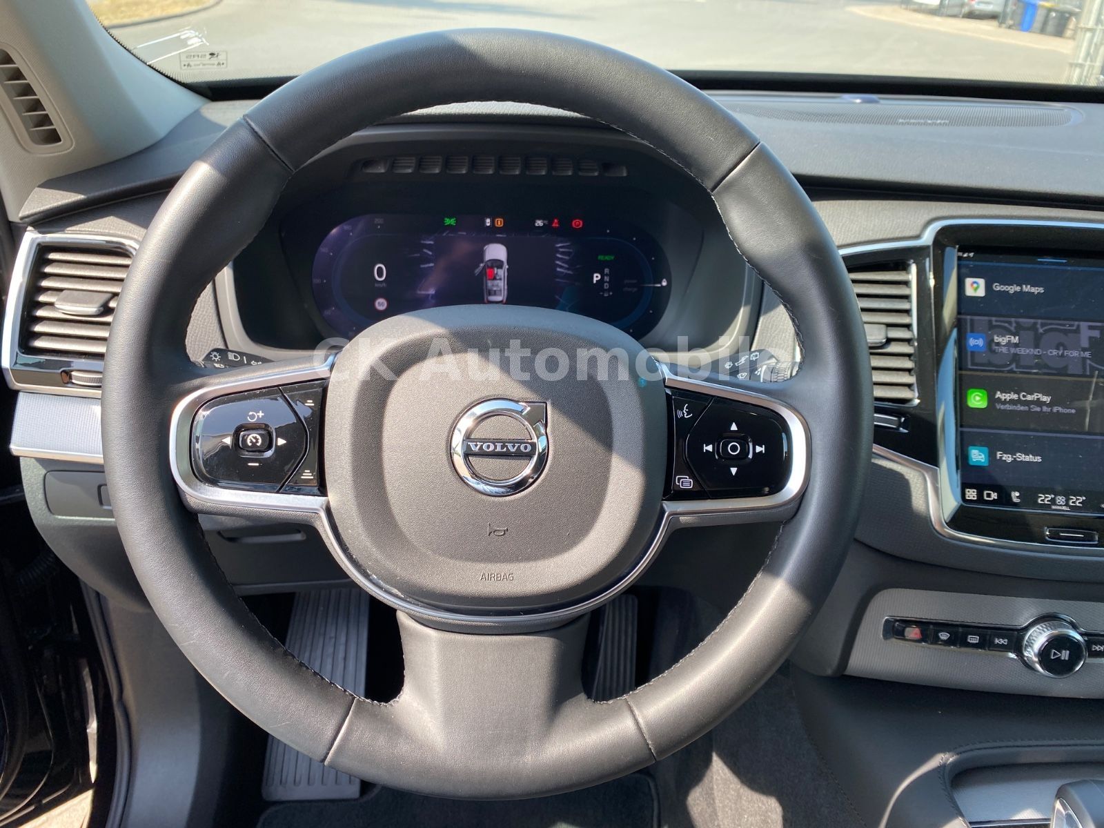 Fahrzeugabbildung Volvo XC90 T8 Core Recharge Plug-In Hybrid AWD/7 Sitze