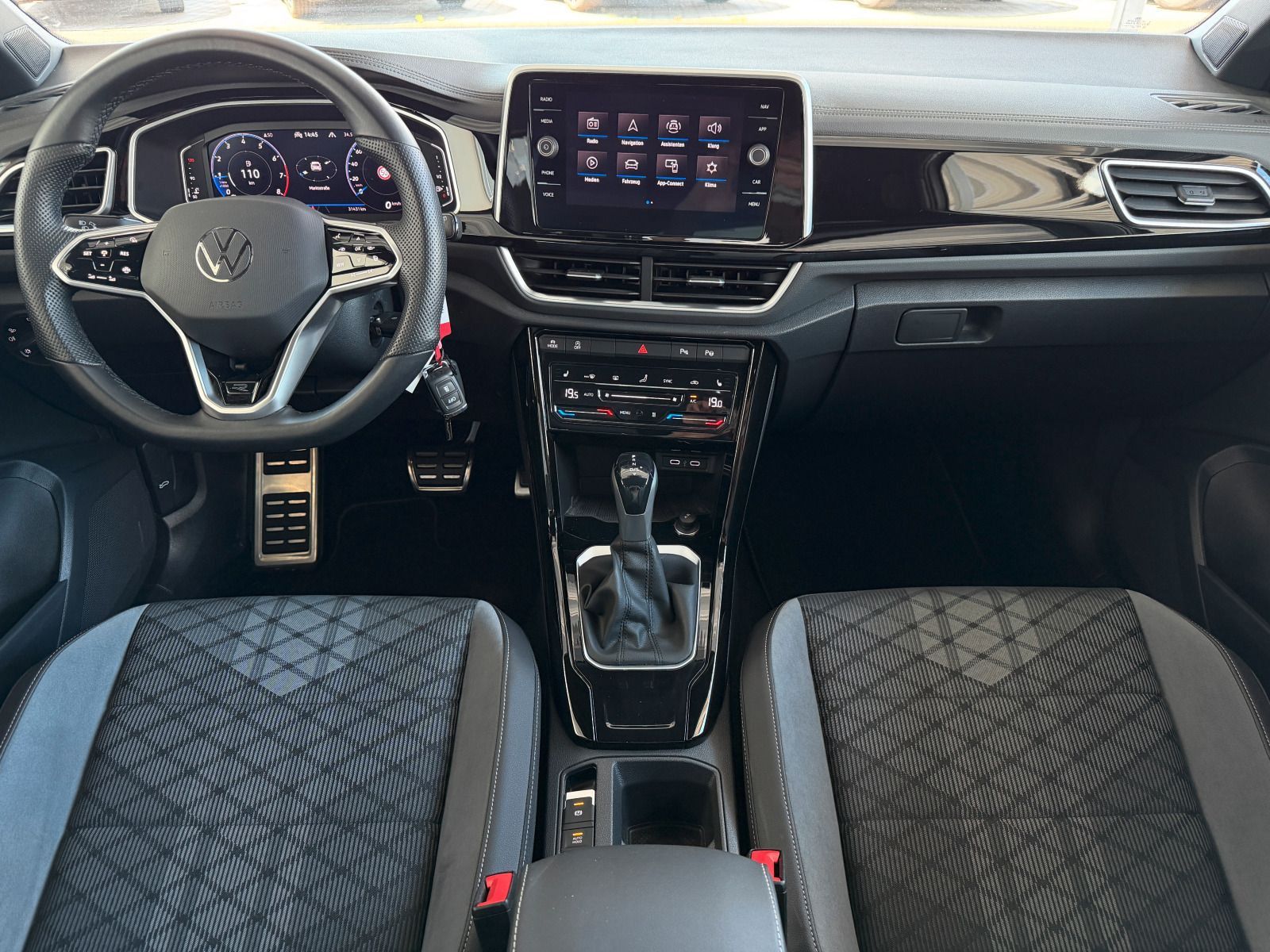 Volkswagen T-Roc - Bild 16