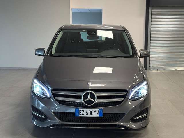 Mercedes-Benz B 220 Premium 4matic auto FL