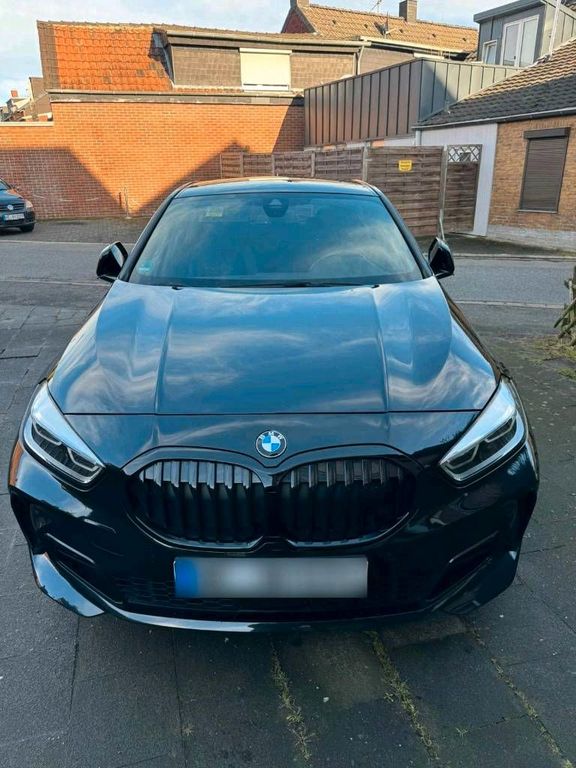 Image of BMW 118
