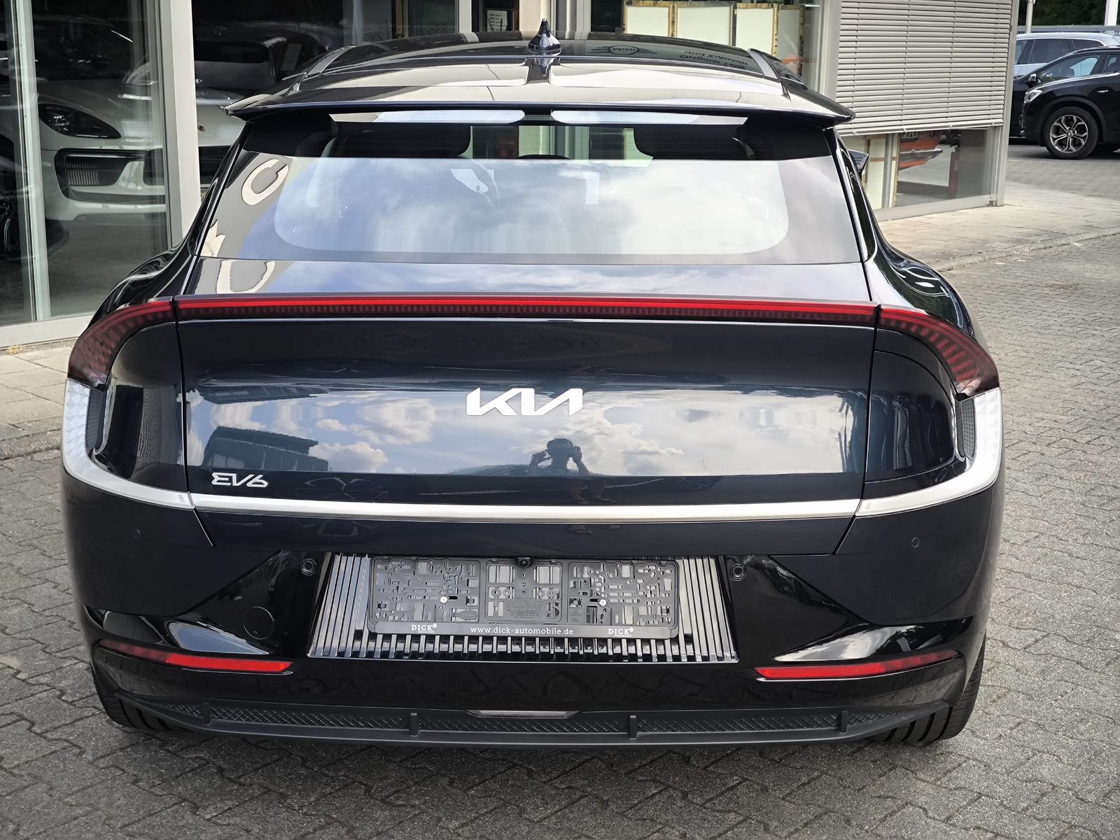 Fahrzeugabbildung Kia EV6 2WD WERKSGAR+NAVI+LED+SHZ+KAMERA+ACC+19"