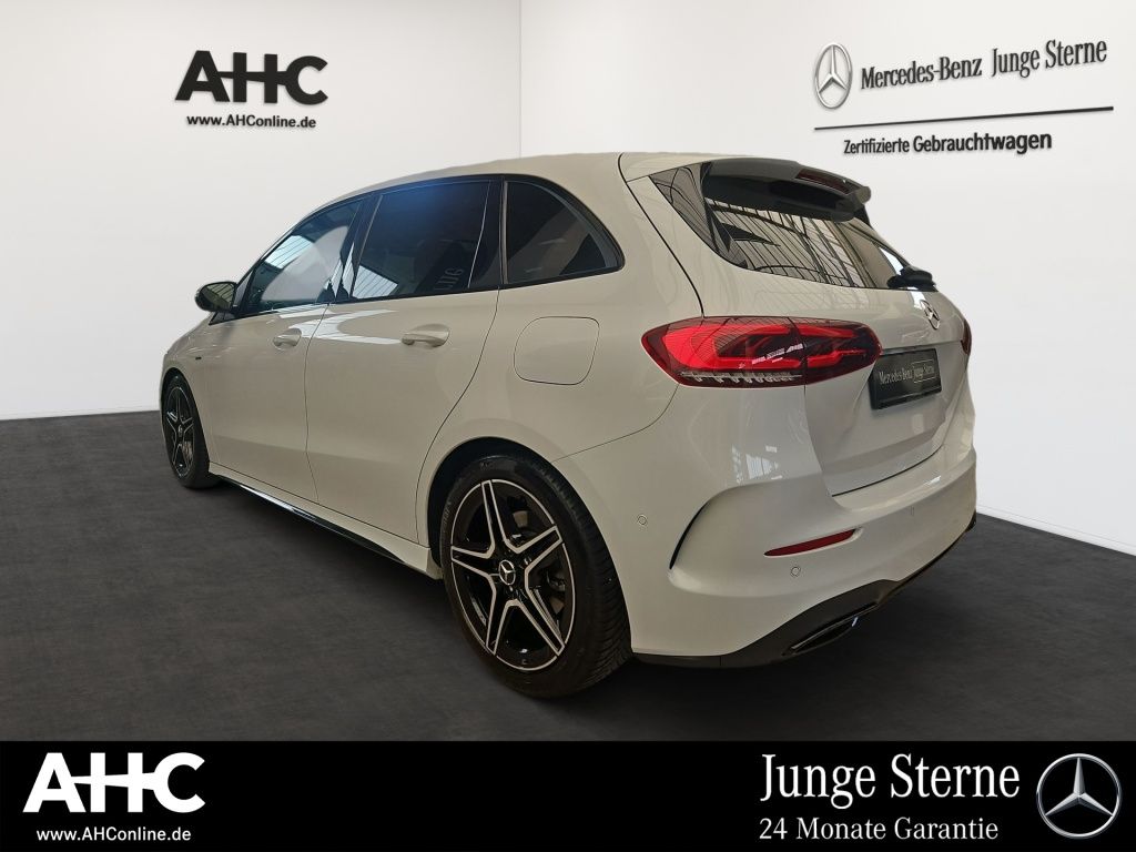 Fahrzeugabbildung Mercedes-Benz B 200 AMG Night Multibeam Sound Sport KAM Navi