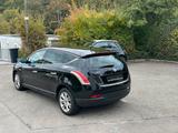Lancia Delta 1.6 Multijet 16v Argento - schwarze Lancia Delta