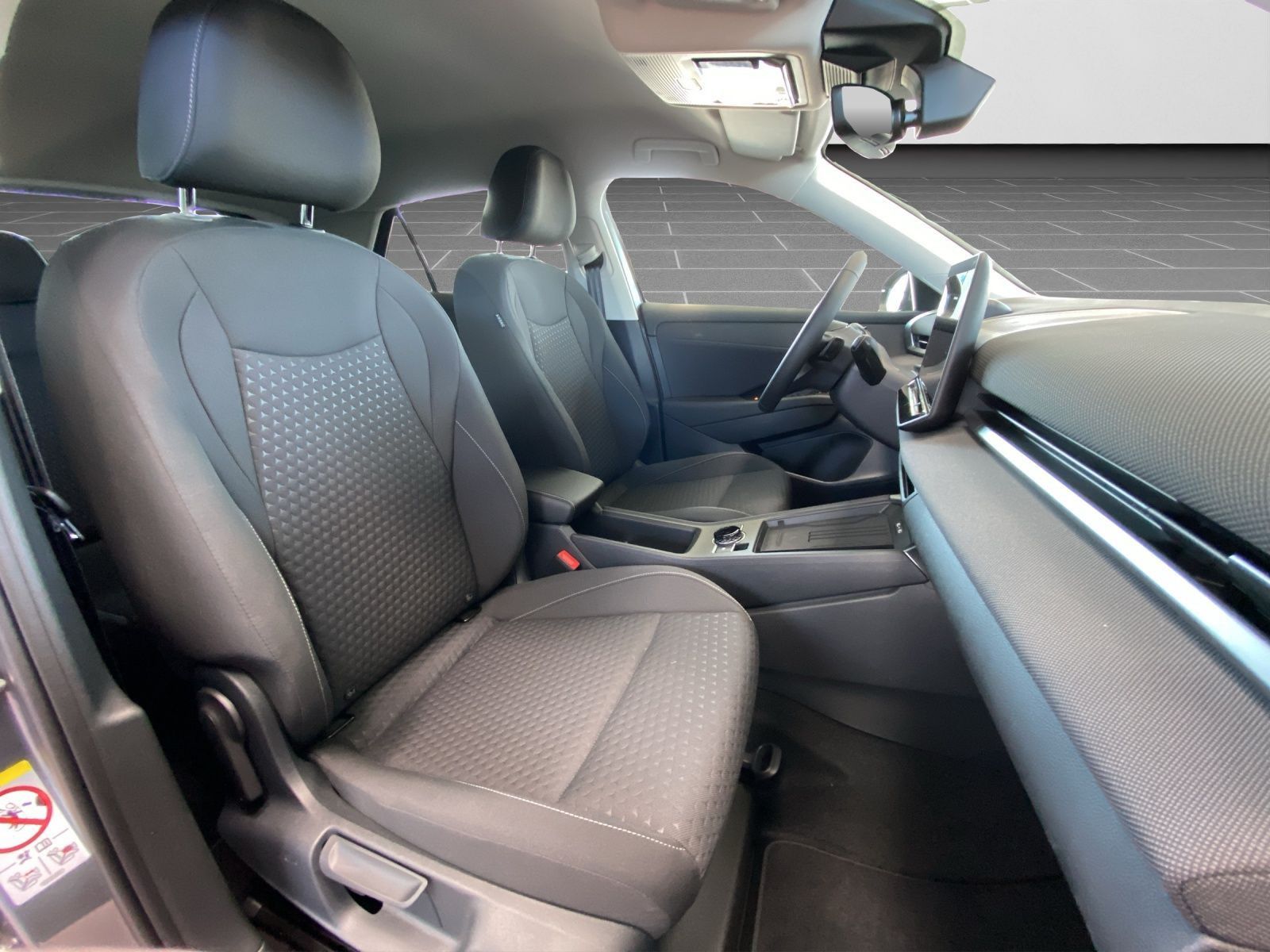 Volkswagen T-Roc - Bild 6