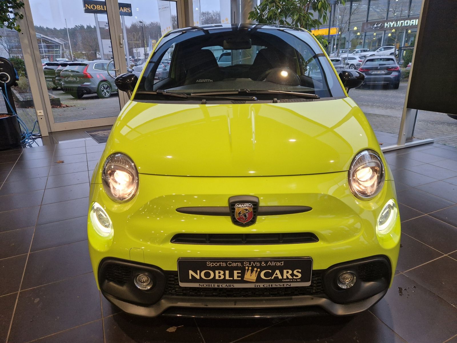 Fahrzeugabbildung Abarth 595 Competizione BREMBO NAV DAB ALU