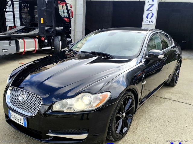 Jaguar JAGUAR XF 2.7D V6 Premium Luxury 207CV