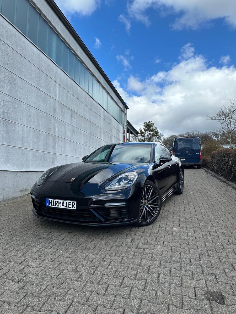 Porsche Panamera Turbo Deutsch Approved Service Neu