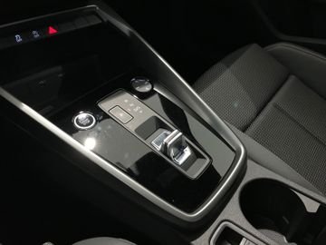 Audi A3 SB 1.5TFSI advanced APP PDC DAB BT SH