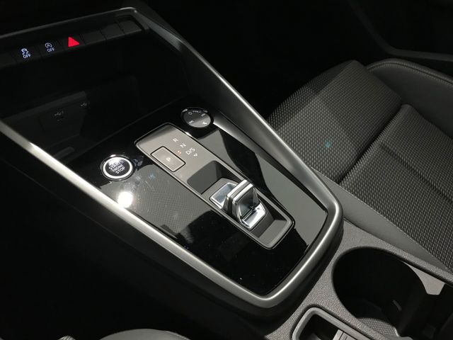 Audi A3 SB 1.5TFSI advanced APP PDC DAB BT SH