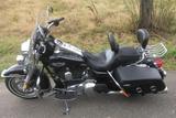 Harley-Davidson Road King Classic FLHRC mit Lederkoffer - HARLEY-DAVIDSON ROAD KING CLASSIC FLHRC