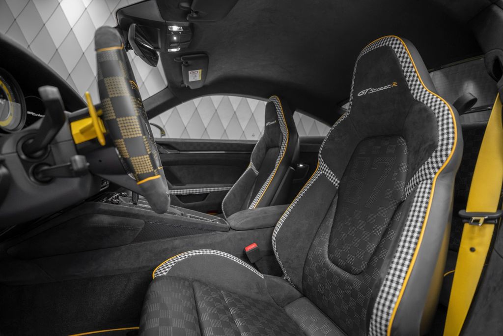 992 Turbo S Coupé TECHART GTstreet R YELLOW - Bild 18