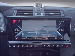 Fahrzeugabbildung DS Automobiles DS 7 Crossback E-Tense 300 4x4 Perform. Line +