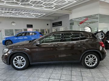Mercedes GLA 200 - 4