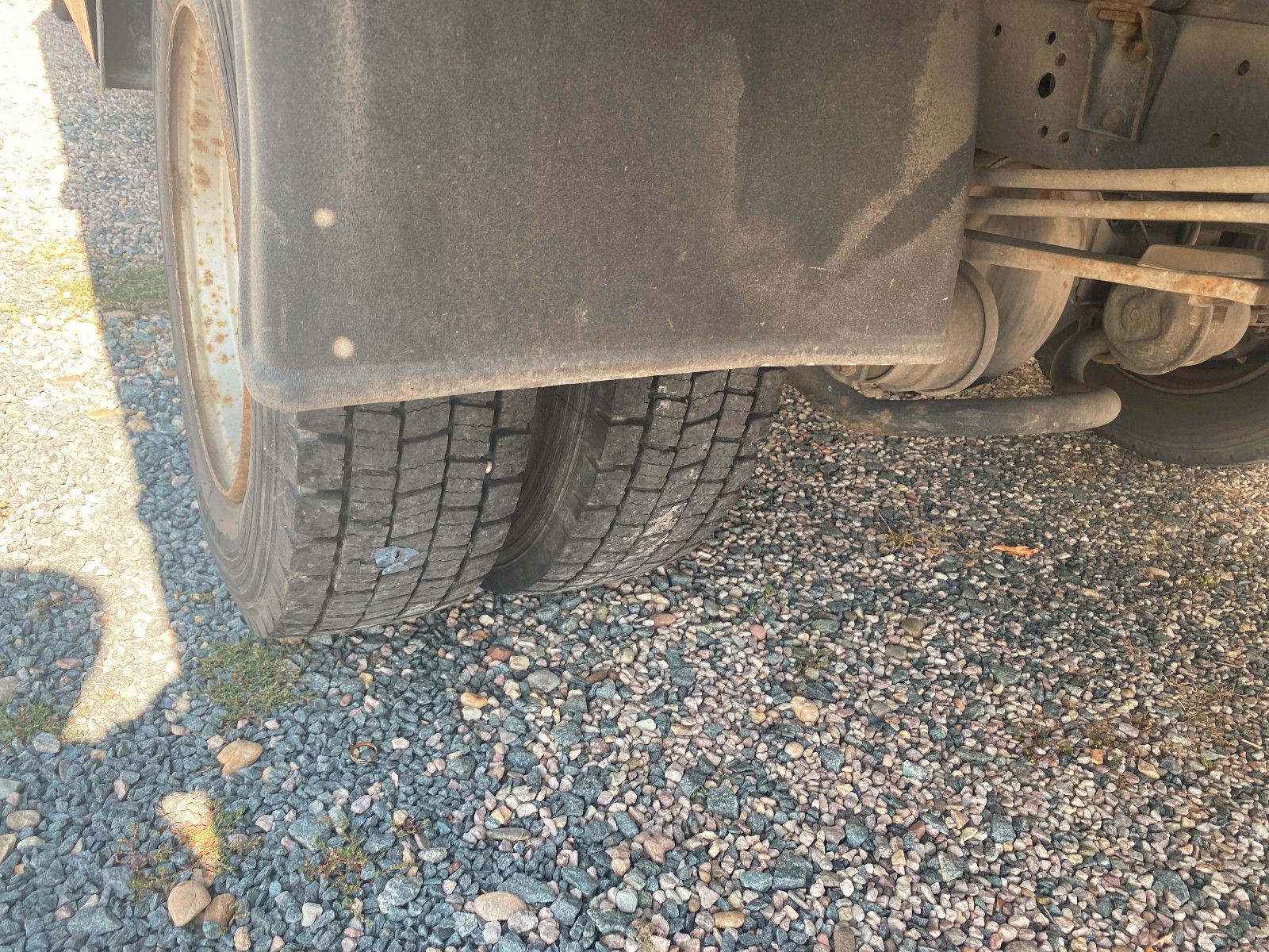 Fahrzeugabbildung Mercedes-Benz Vario FG   / 816 D ,Pritsche Maxi,6-Meter-Ladefl