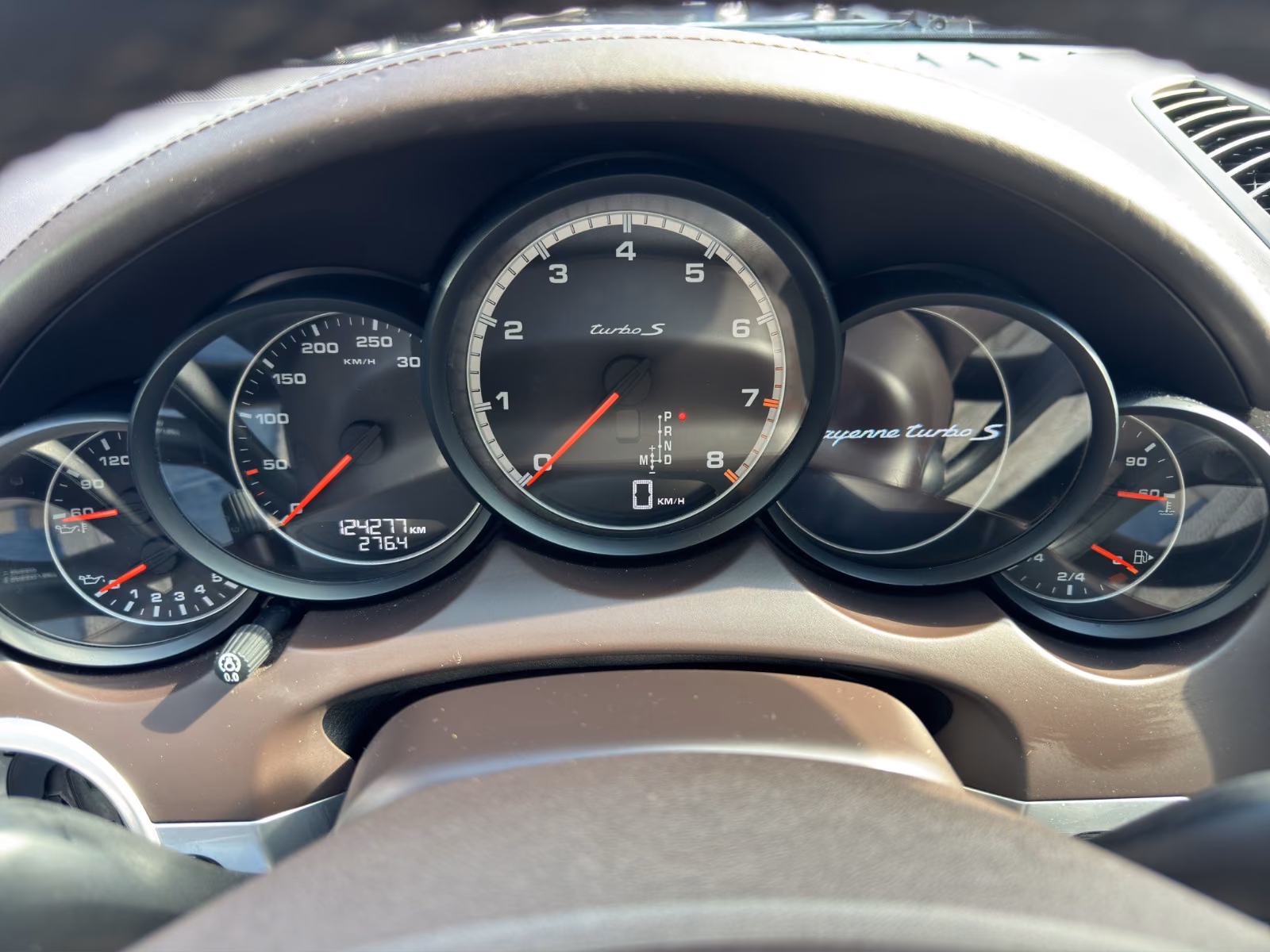 Porsche Cayenne Turbo S SPORT-DESIGN/PANORAMA/PCCB!